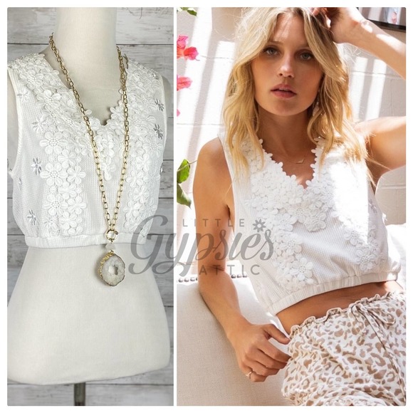 POL Tops - POL Keep it Classy Crop Top